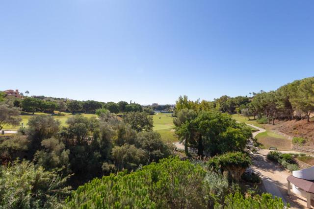 Marbella Los Lagos de Santa Maria Golf