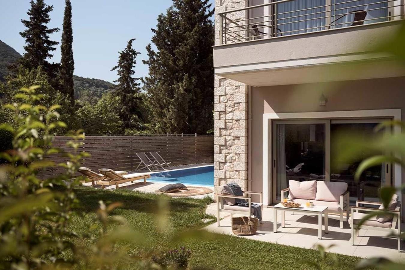 Avesta Private Villas - Iokasti view 4
