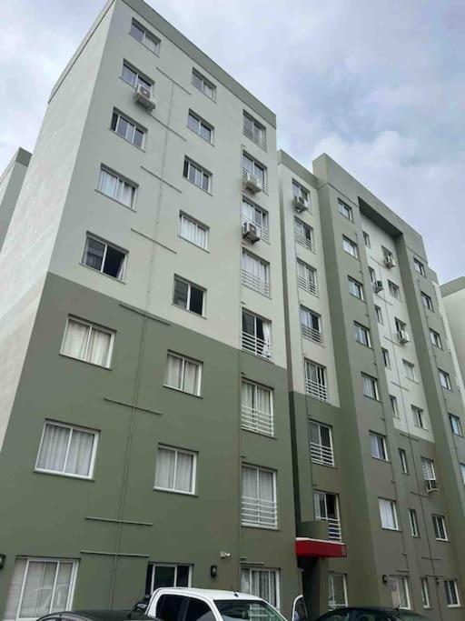 Apto aconchegante veraneio em Torres/Rs
