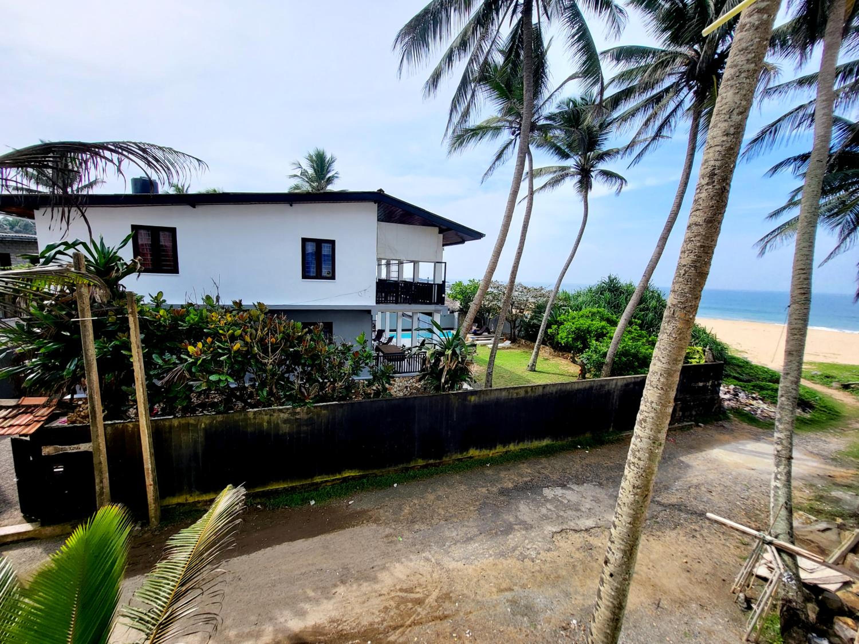 Photo 10