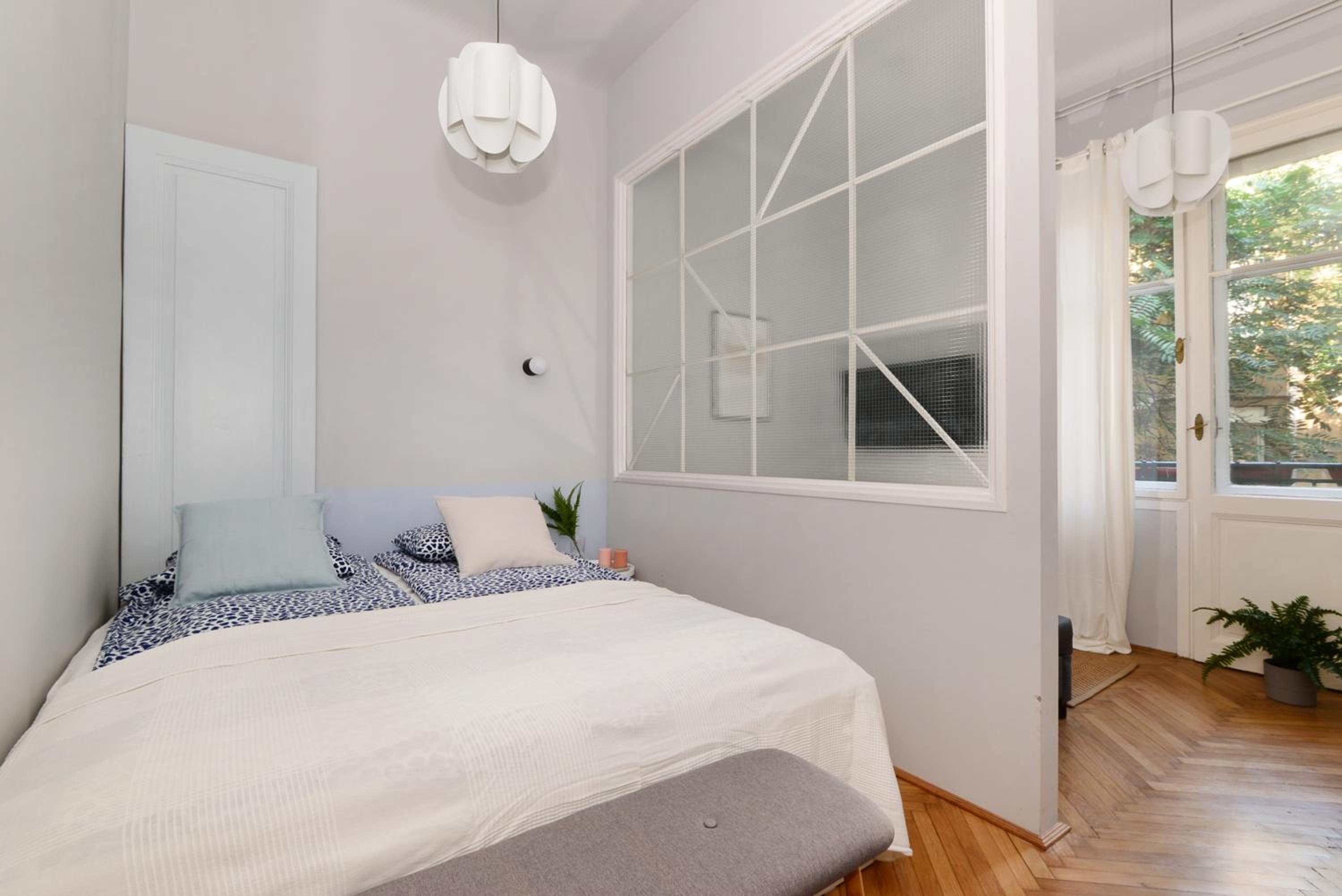 Monochrome Chic Apartments R61 view 3