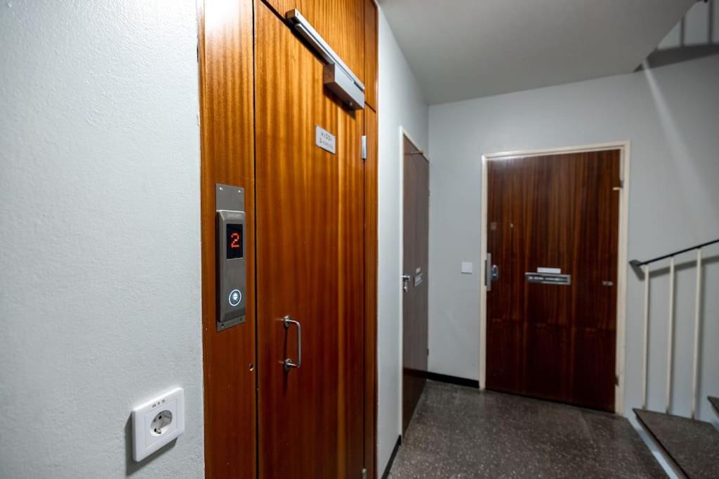 2ndhomes Cozy 1BR Apartment w/ Balcony next to tram stop view 3