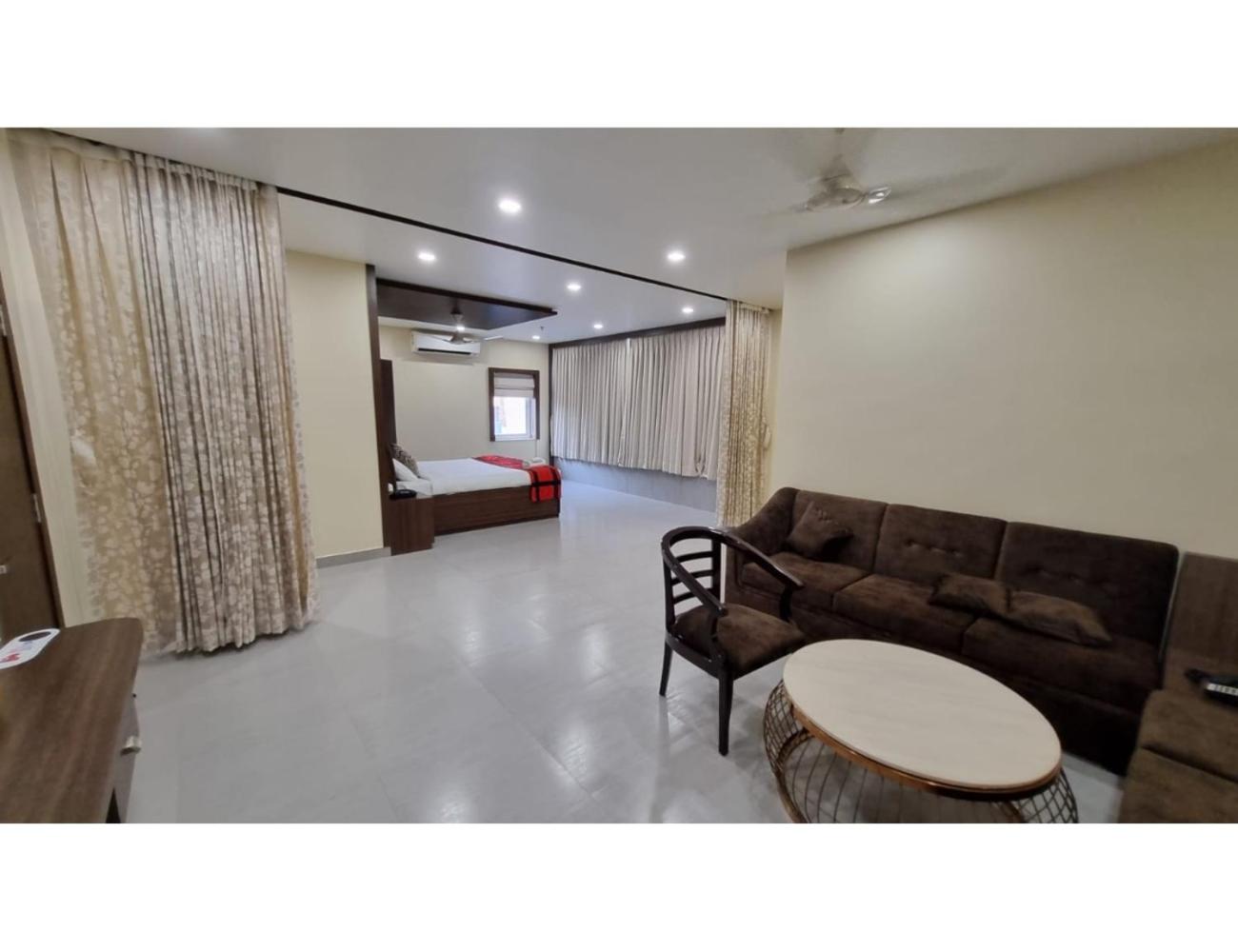 Hotel Silver Arcade Premier, Malda, WB view 3