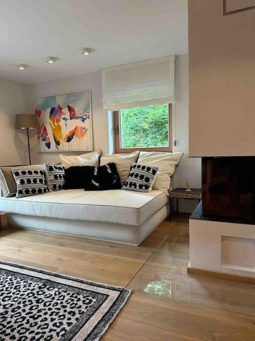 Spa, Sport & City Luxury Ski-in Ski-Out Apartment