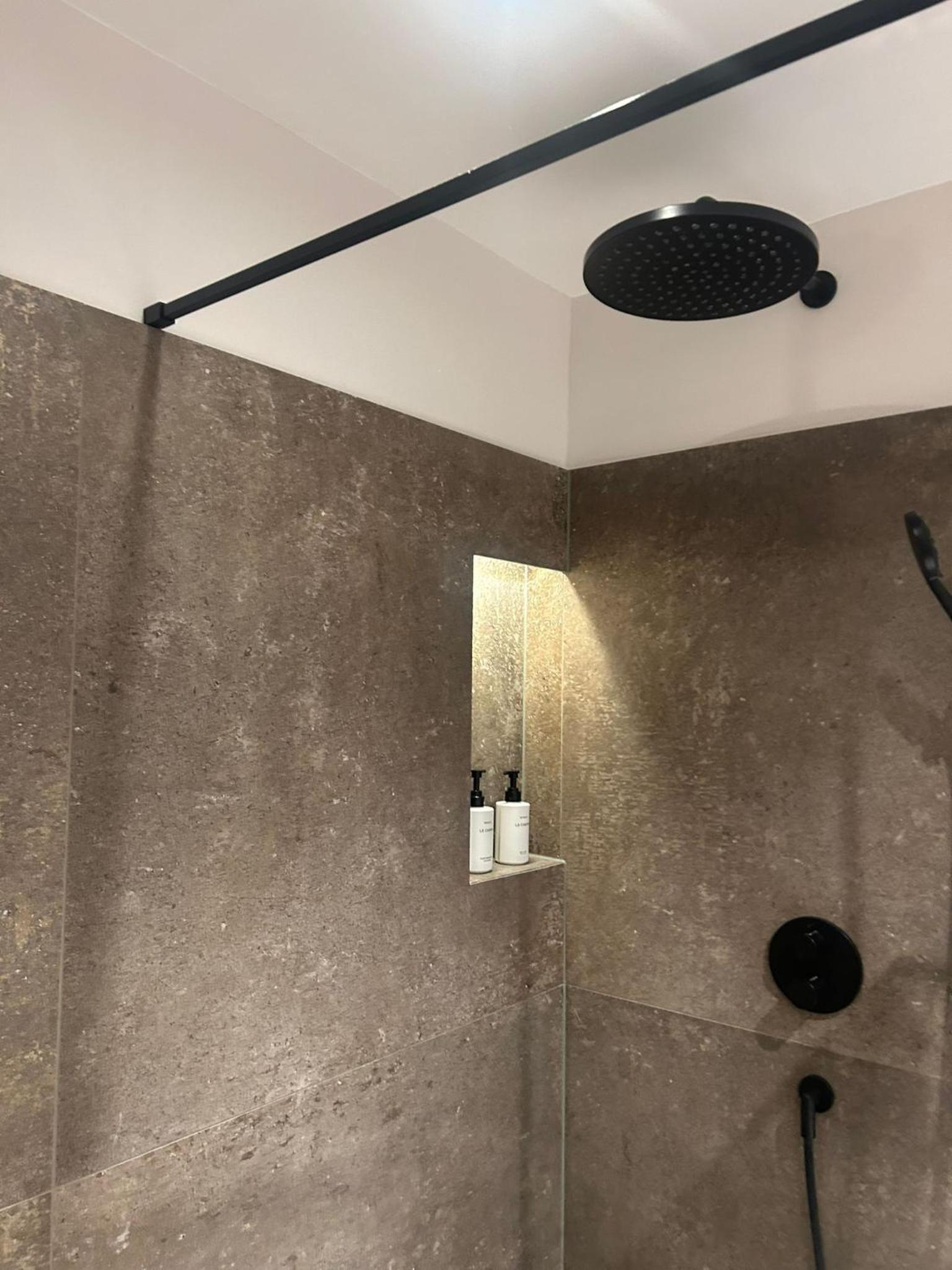 Spa, Sport & City Luxury Ski-in Ski-Out Apartment