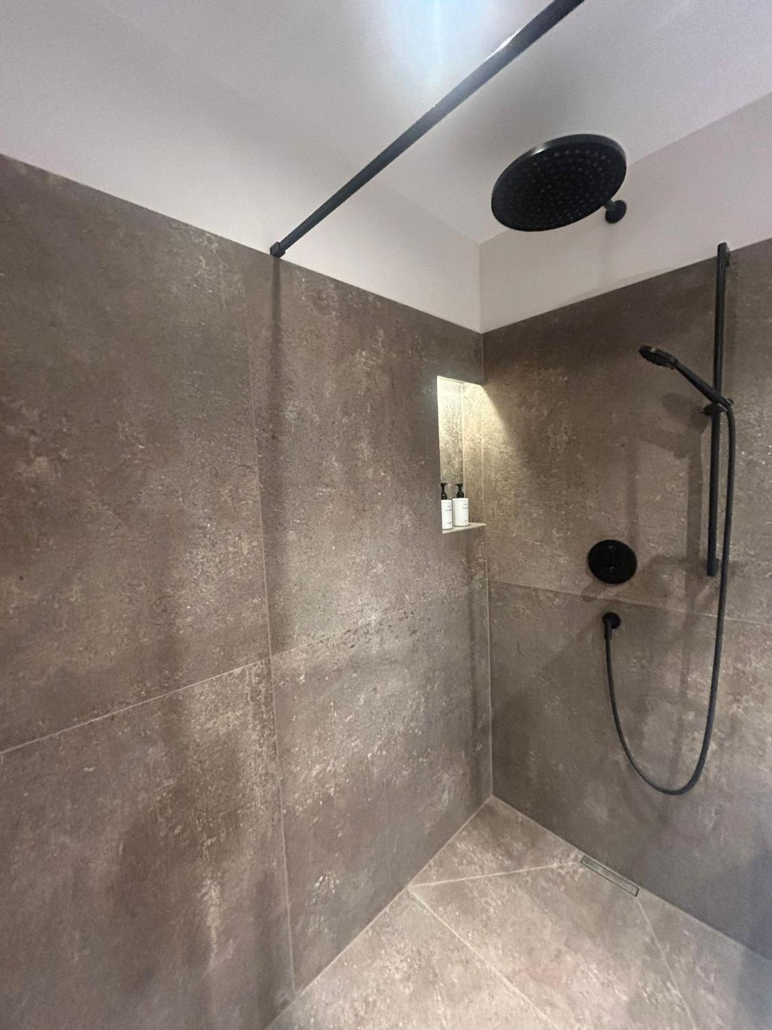 Spa, Sport & City Luxury Ski-in Ski-Out Apartment