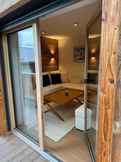 Spa, Sport & City Luxury Ski-in Ski-Out Apartment