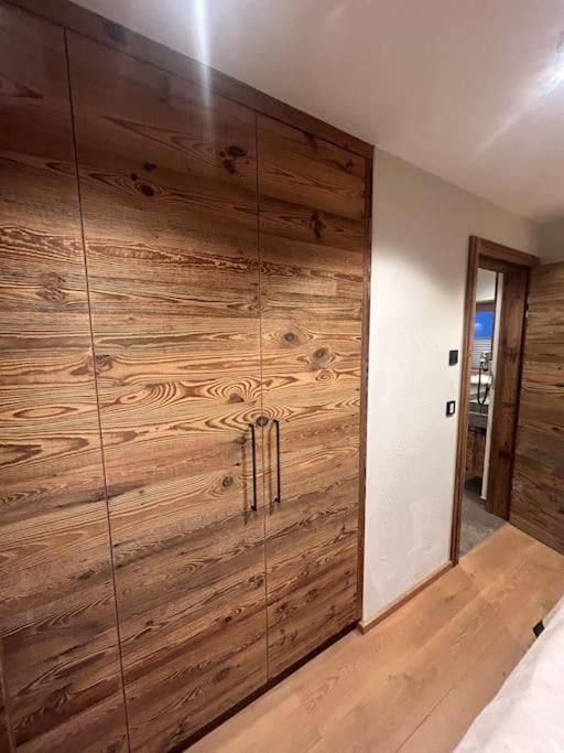 Spa, Sport & City Luxury Ski-in Ski-Out Apartment