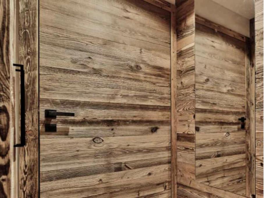 Spa, Sport & City Luxury Ski-in Ski-Out Apartment