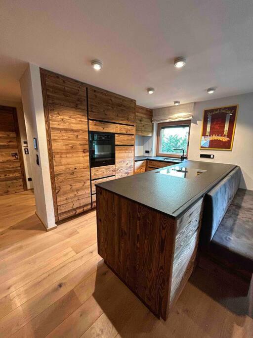 Spa, Sport & City Luxury Ski-in Ski-Out Apartment