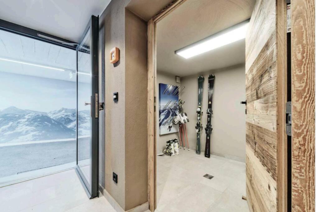 Spa, Sport & City Luxury Ski-in Ski-Out Apartment