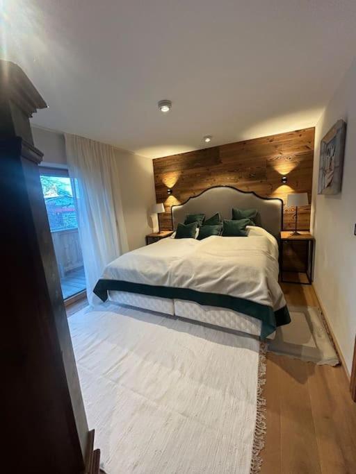 Spa, Sport & City Luxury Ski-in Ski-Out Apartment