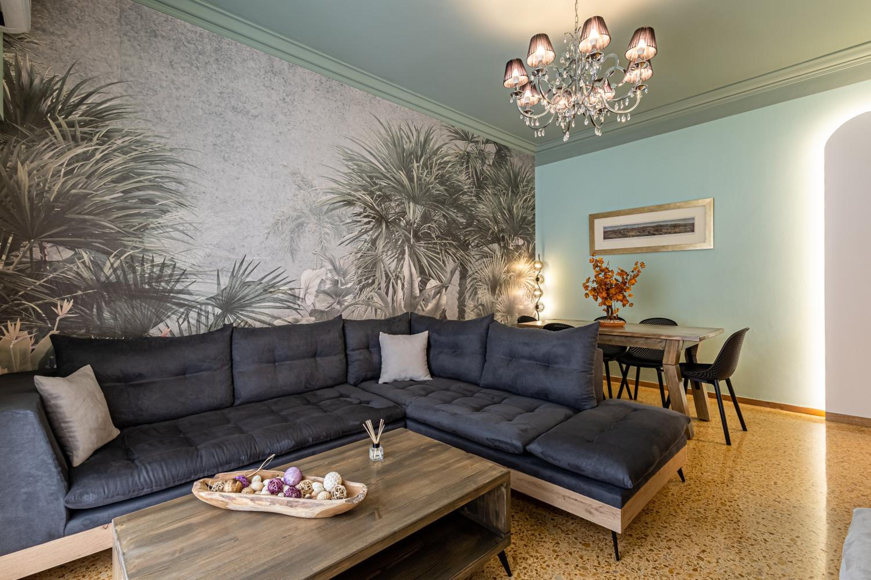 Periklis Luxury apartment