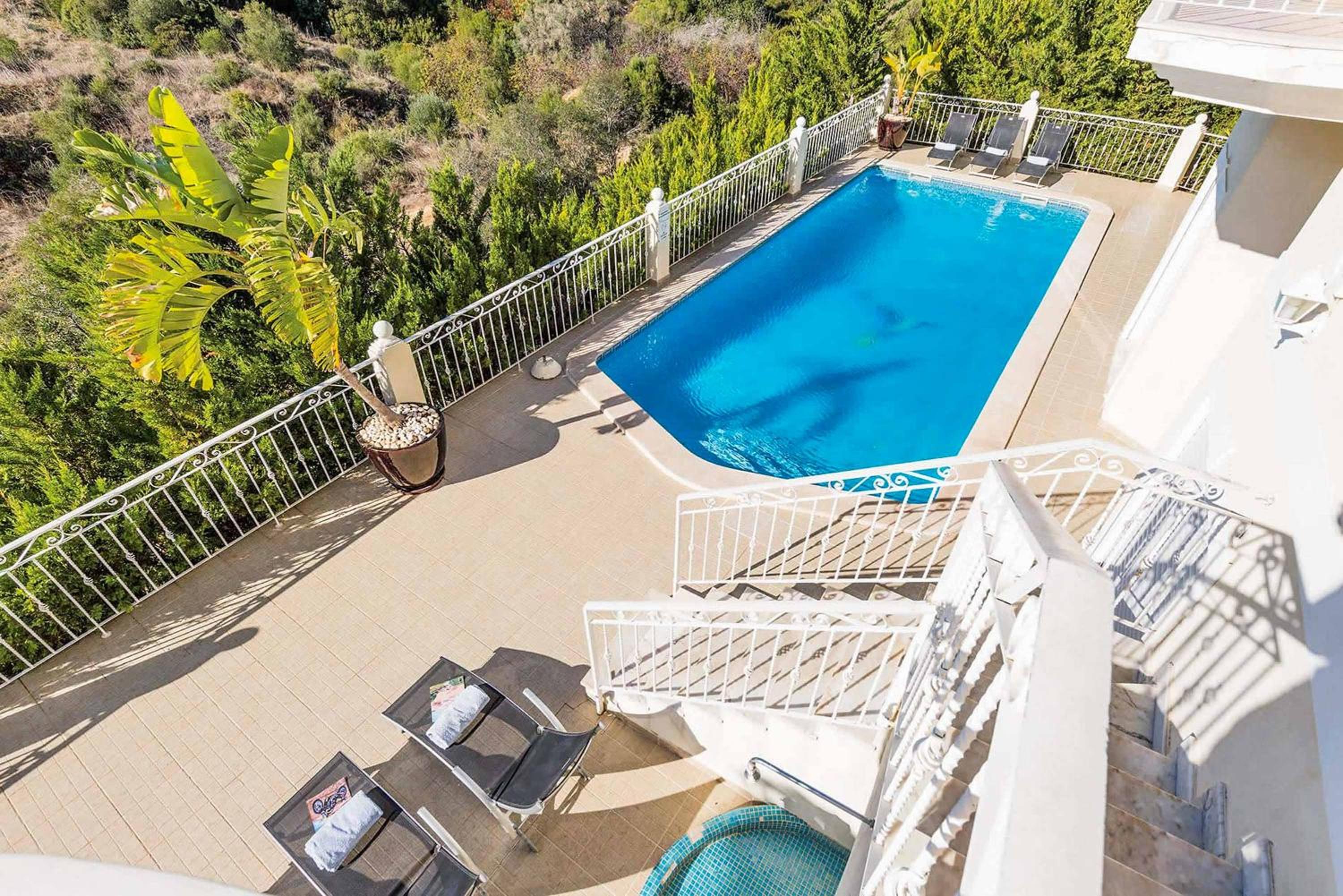 Villa Encosta do Sol view 3