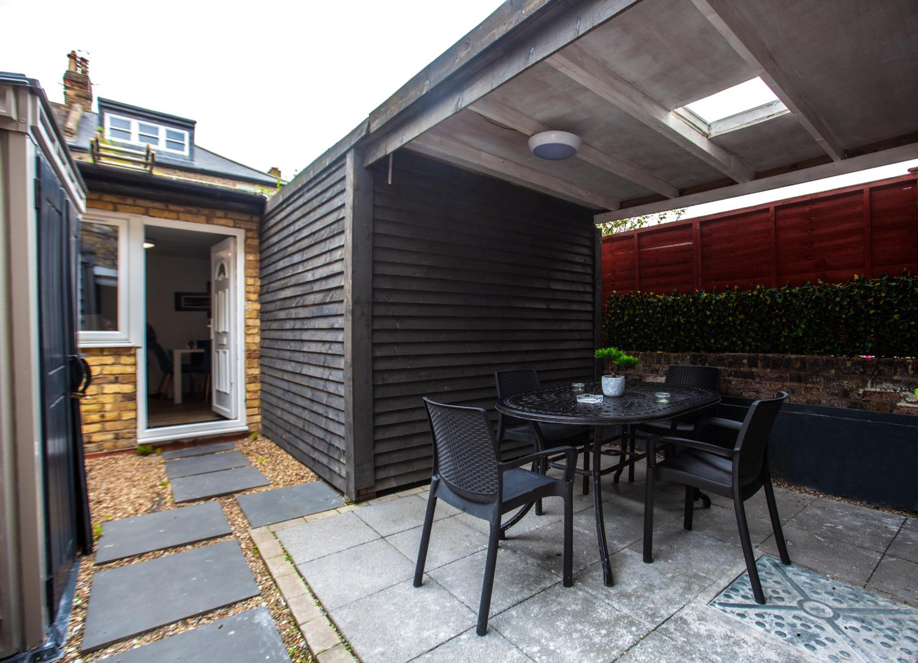 outdoor bbq area