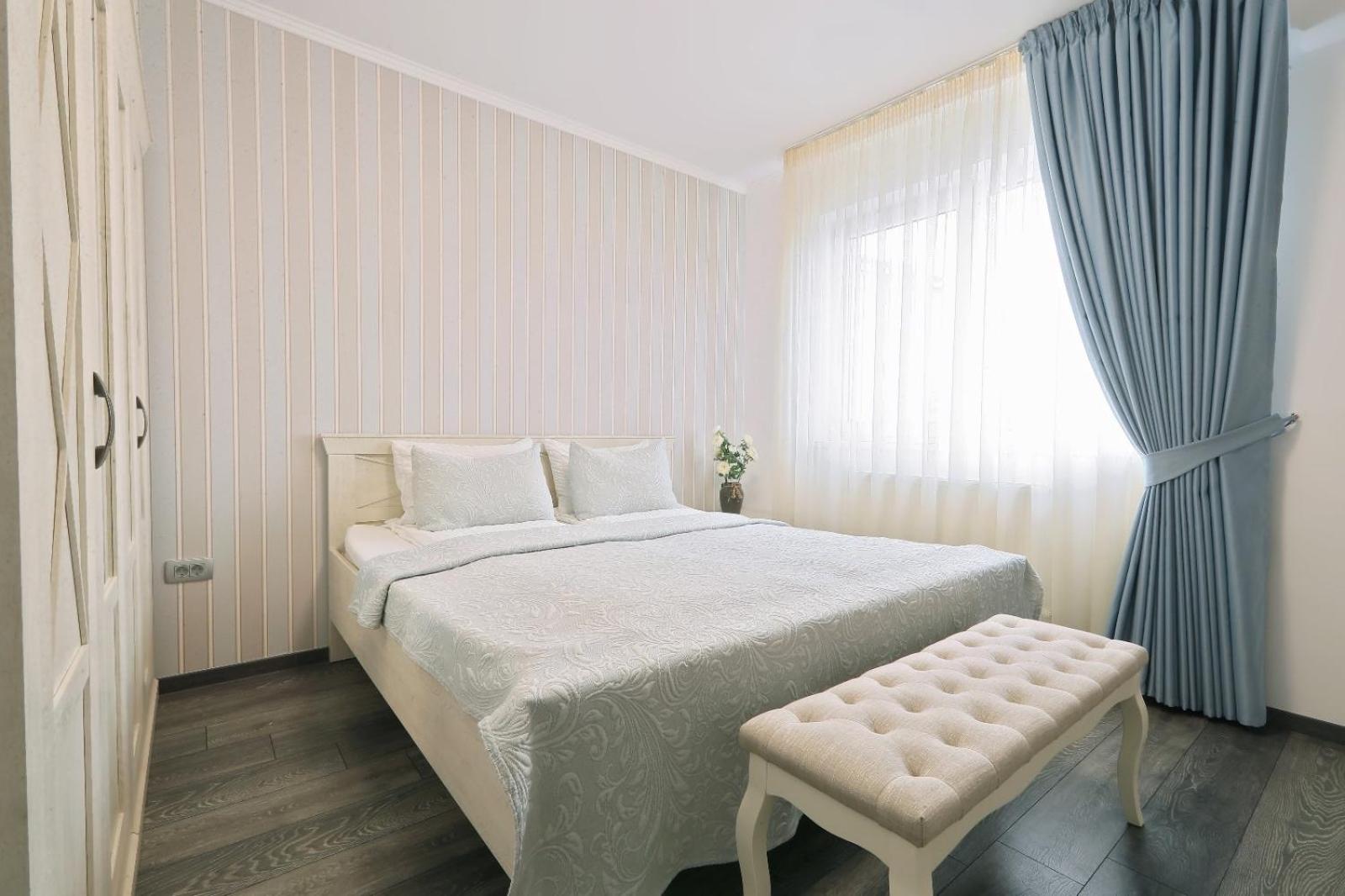 Olivia Home view 4