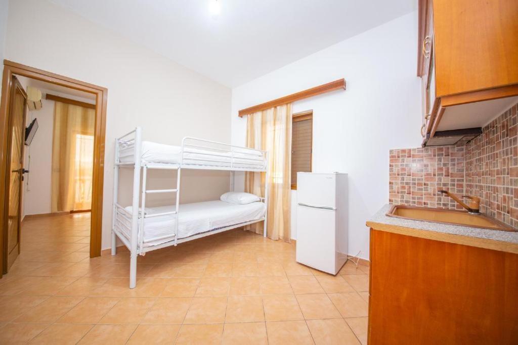 Diamond Apartments Ksamil