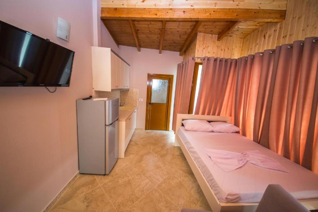 Diamond Apartments Ksamil