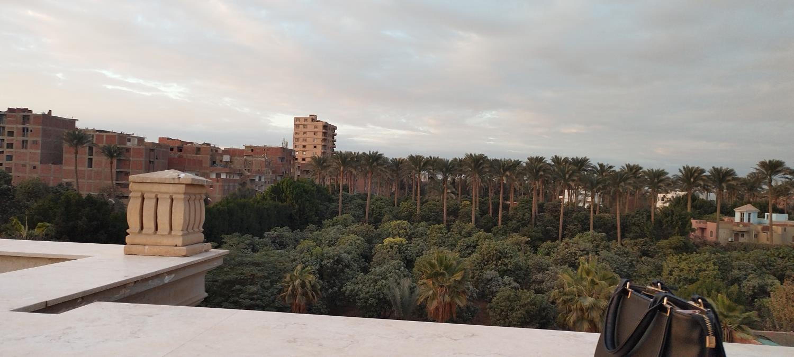 Pyramids Queen Hotel