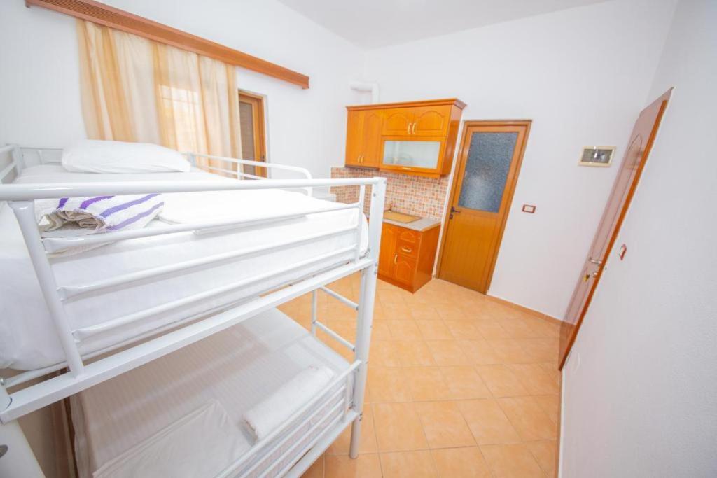 Diamond Apartments Ksamil