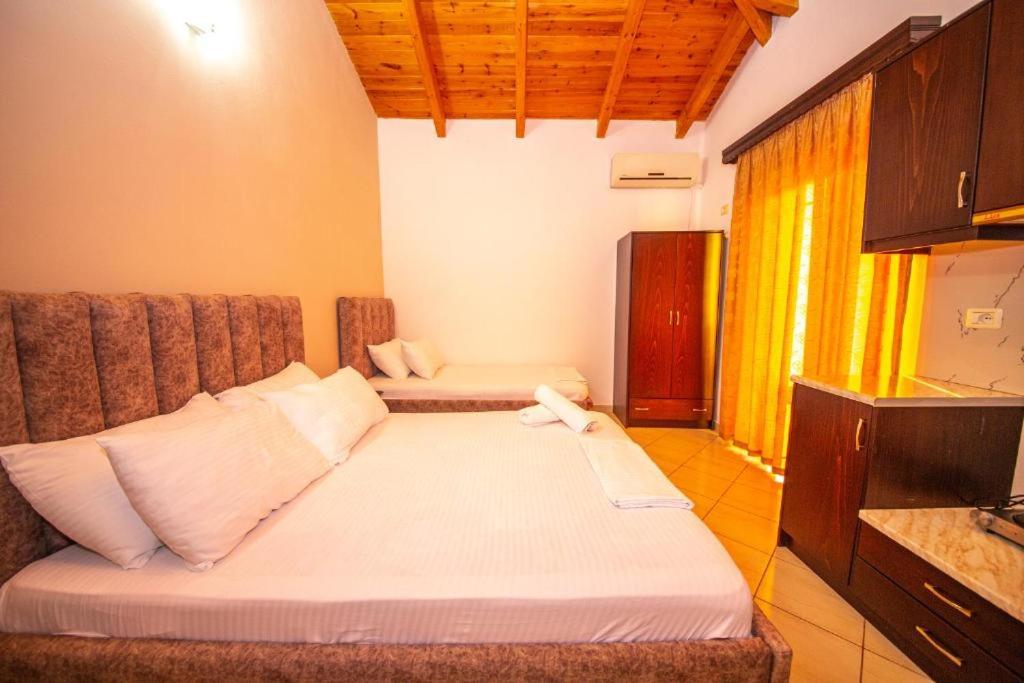 Diamond Apartments Ksamil
