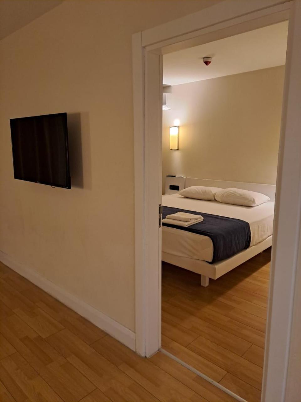 Lux apartaments 555 view 3