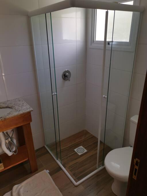 Linda Casa! Piso aquecido, lareira e fogão à lenha