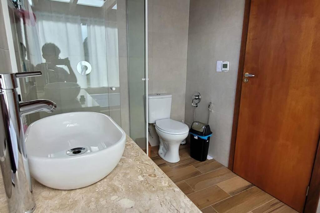 Linda Casa! Piso aquecido, lareira e fogão à lenha
