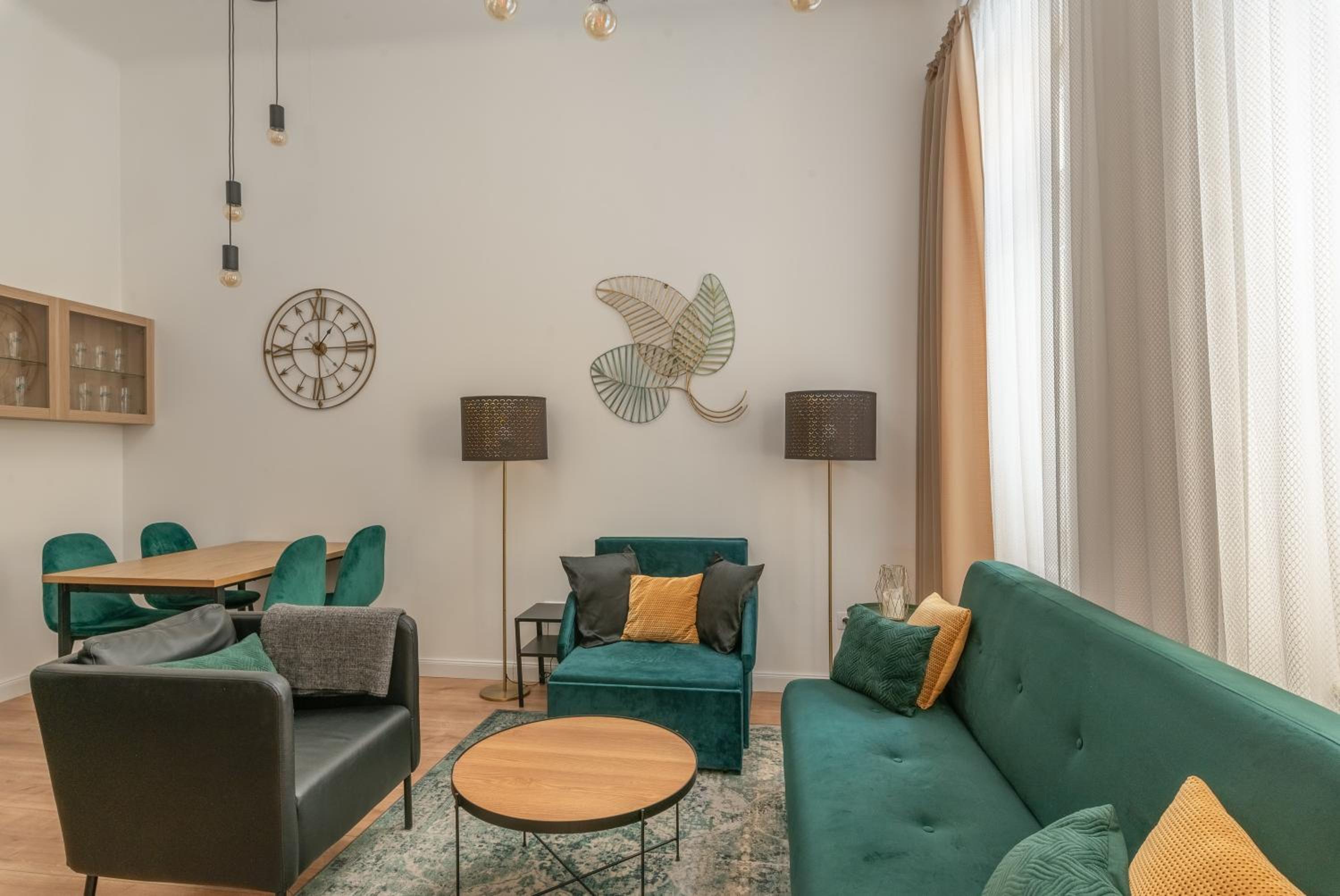Apartment with private terrace - Near Gellert Thermal Bath