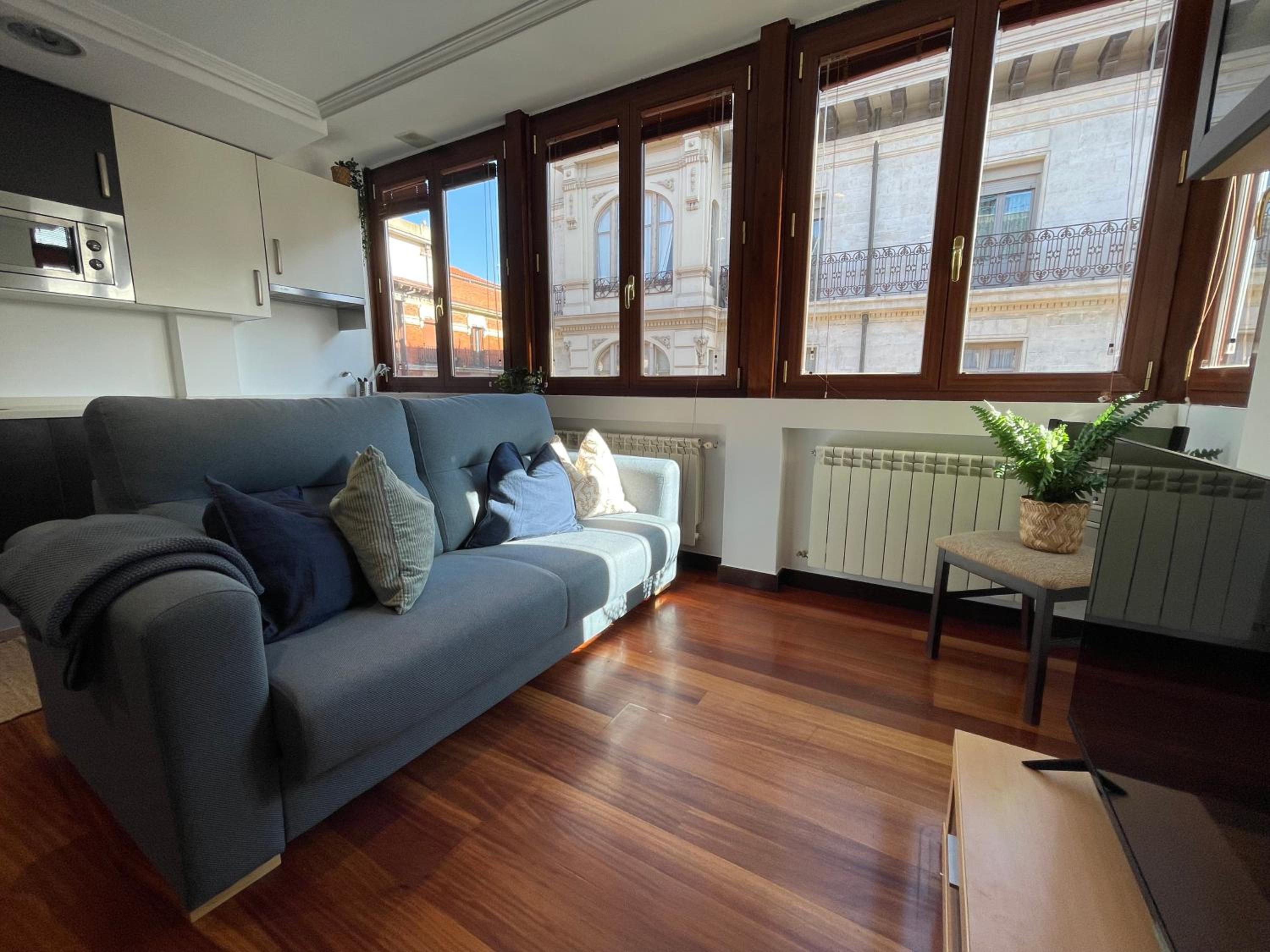 AtuaireHome Vivienda B luminosa con Parking en pleno centro de la ciudad