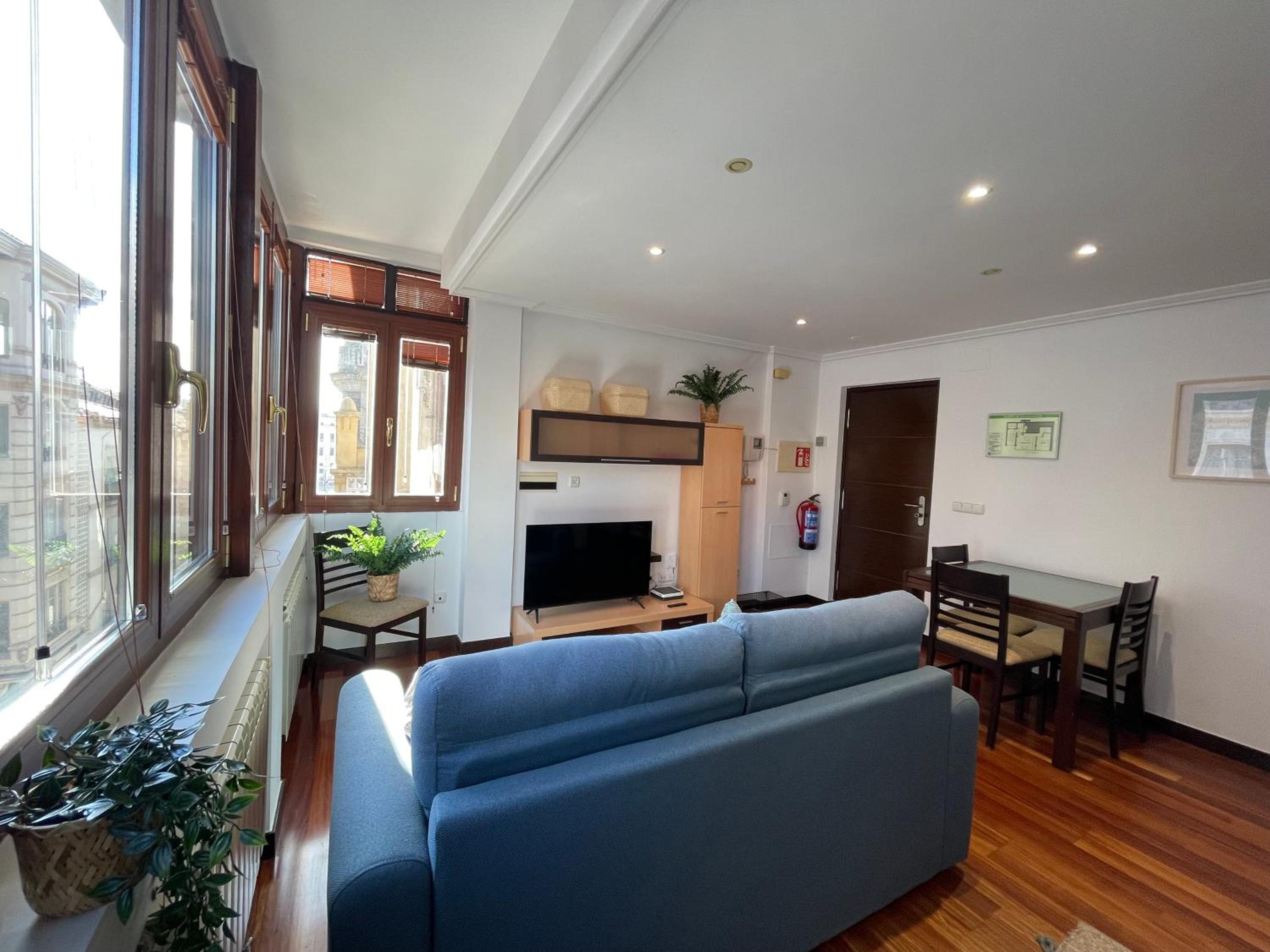 AtuaireHome Vivienda B luminosa con Parking en pleno centro de la ciudad