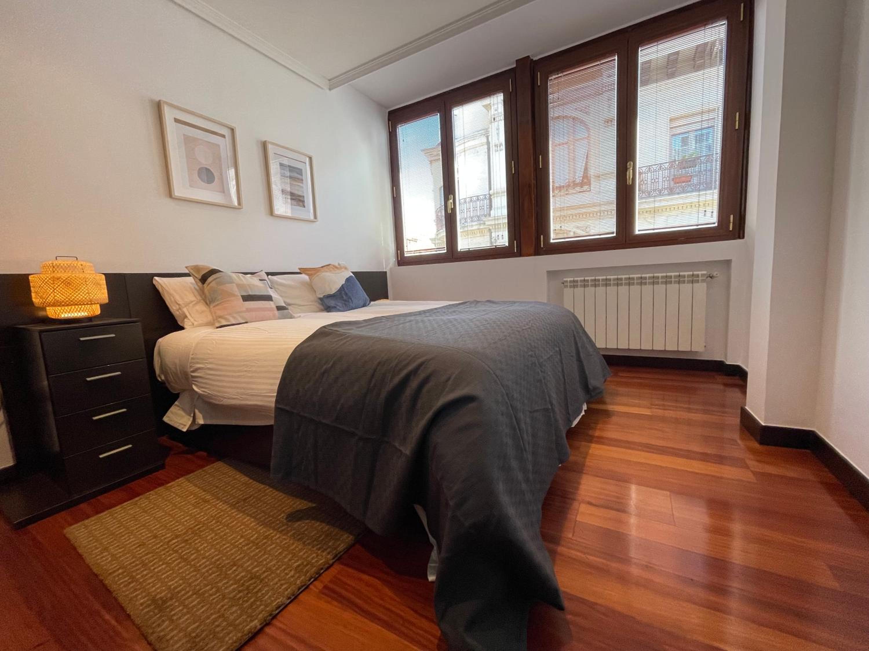 AtuaireHome Vivienda B luminosa con Parking en pleno centro de la ciudad