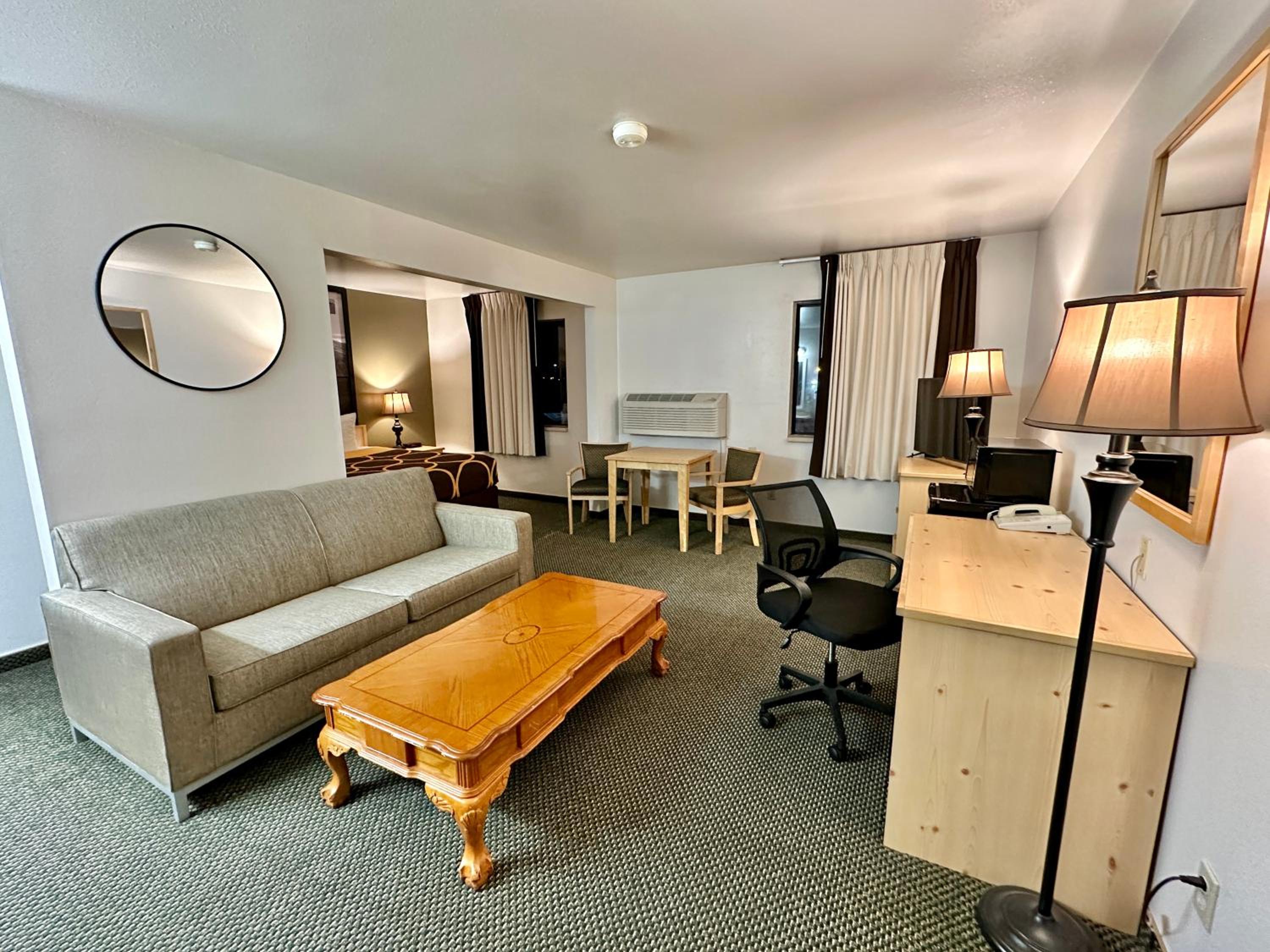 FairBridge Inn & Suites Moscow - Pullman view 3
