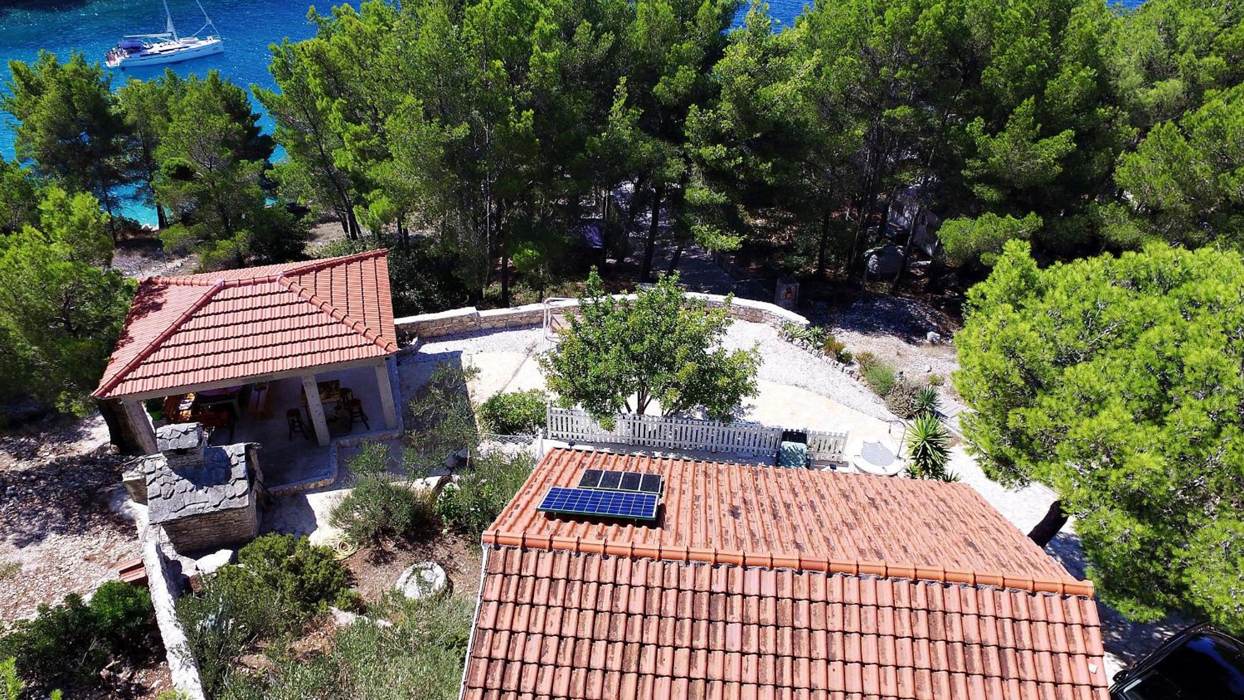 Poseidon Holiday House on Island of Brac view 4