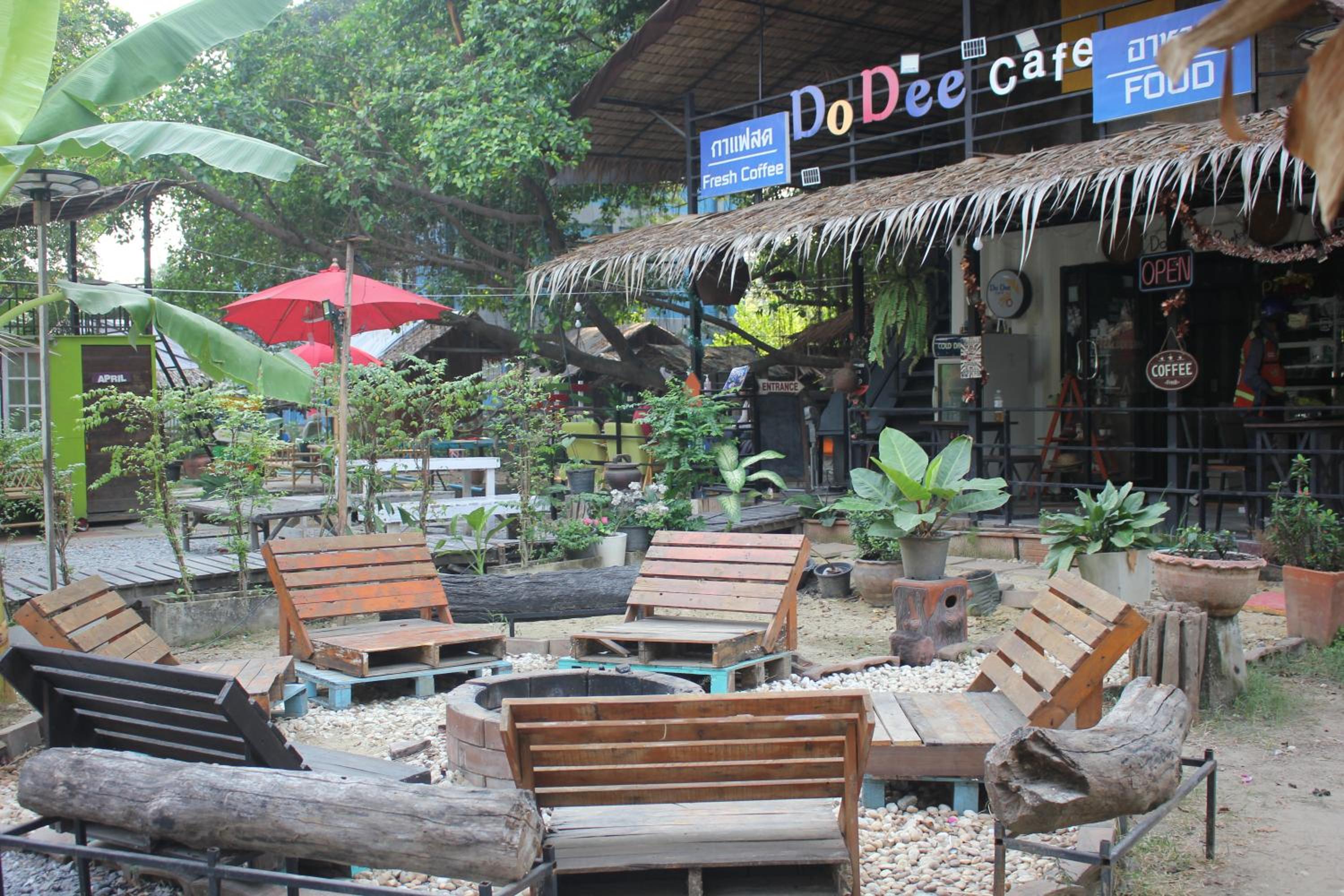 Do Dee cafe