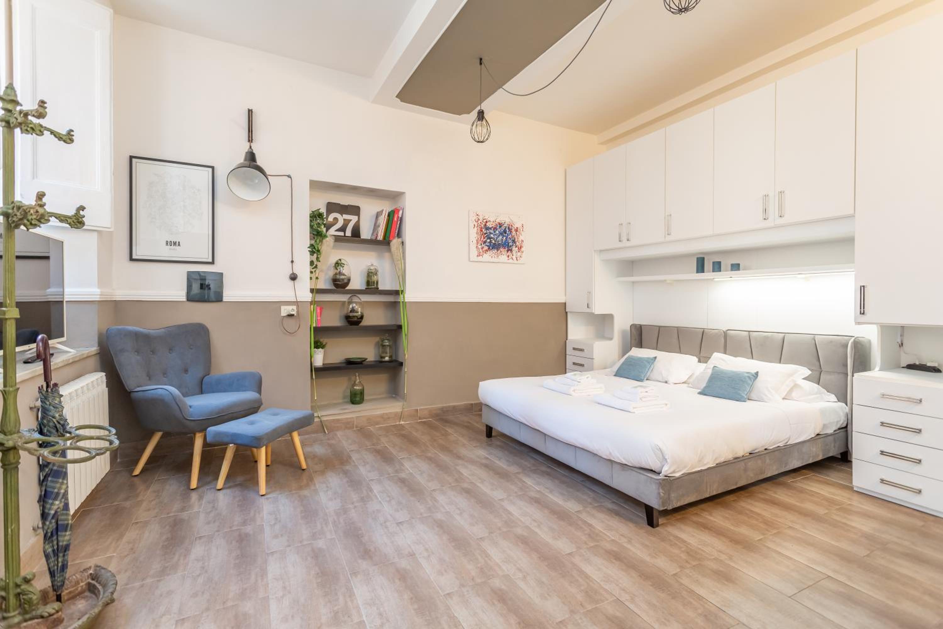 Central Charm near Piazza Navona - Cozy Loft for 2