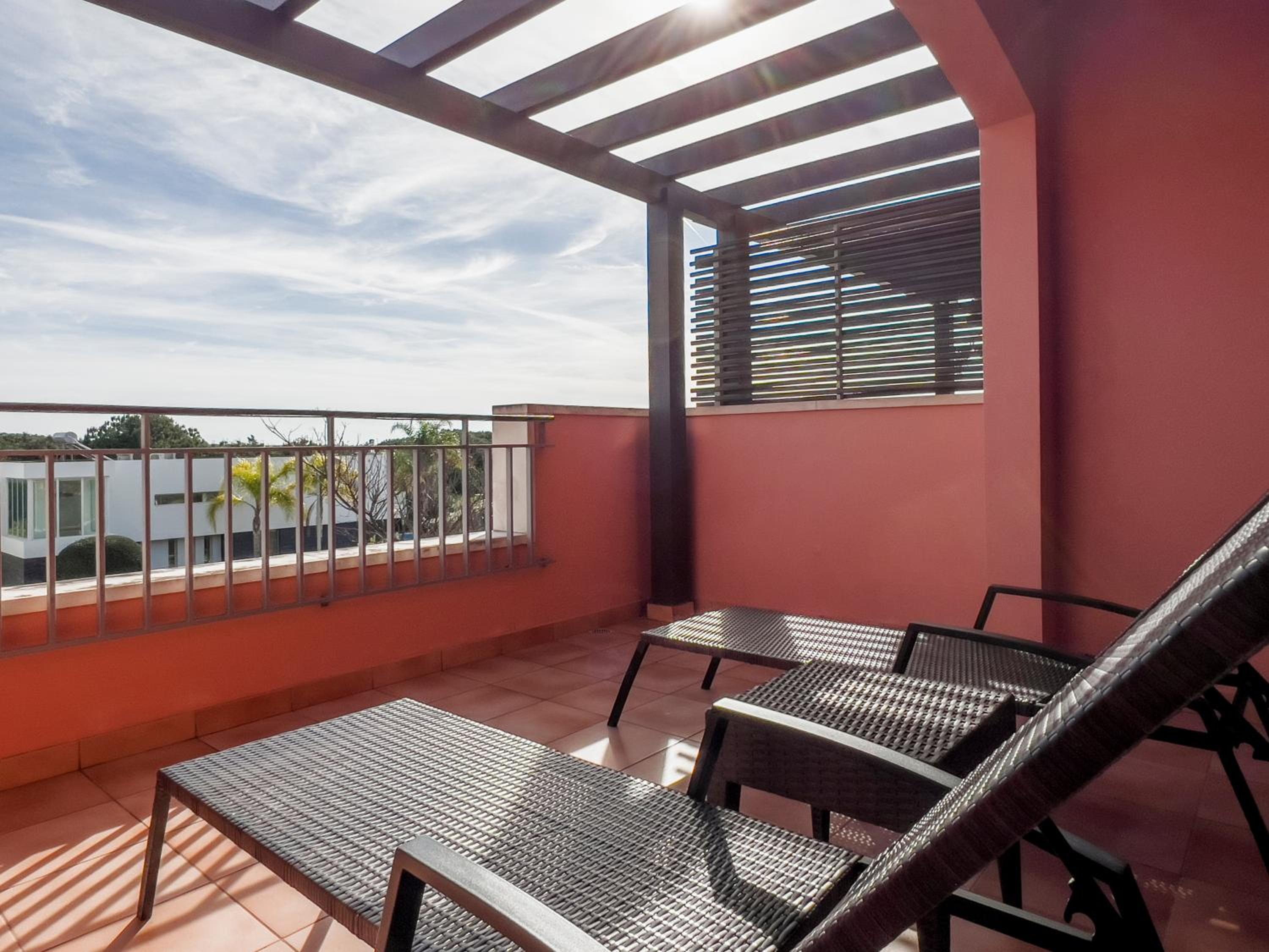 Beautiful Family T3 Townhouse with Pool Vilamoura view 5