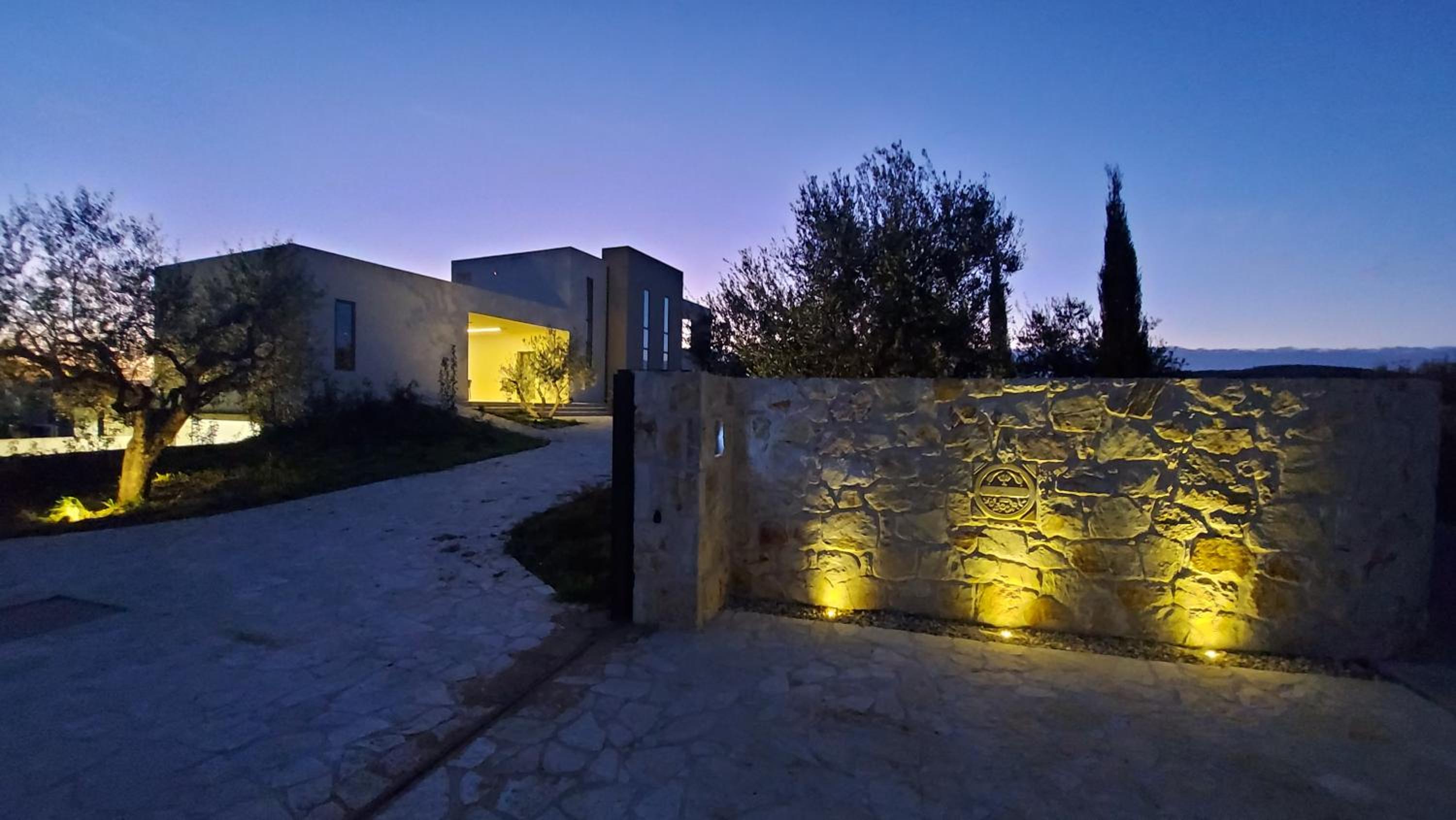 Agrilia Modern Villa with view to Navarino Bay view 5