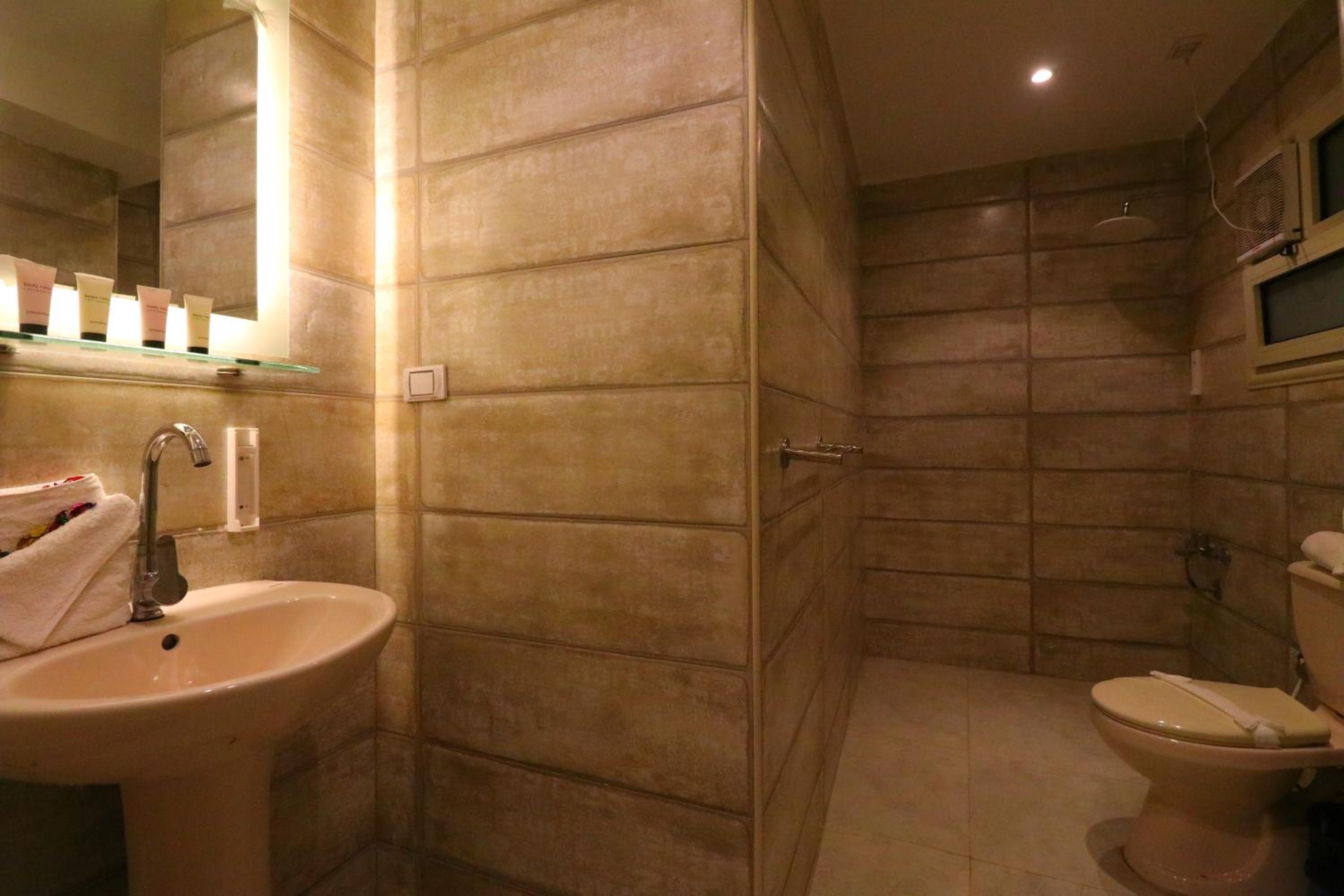 Locanda Pyramids Hotel