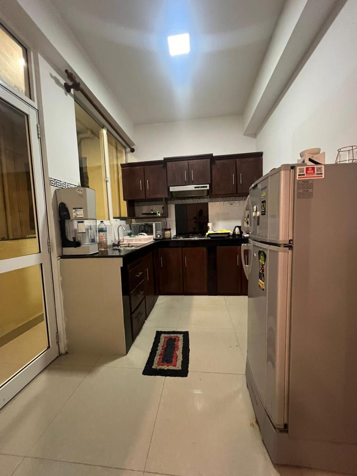 Skylar apartment