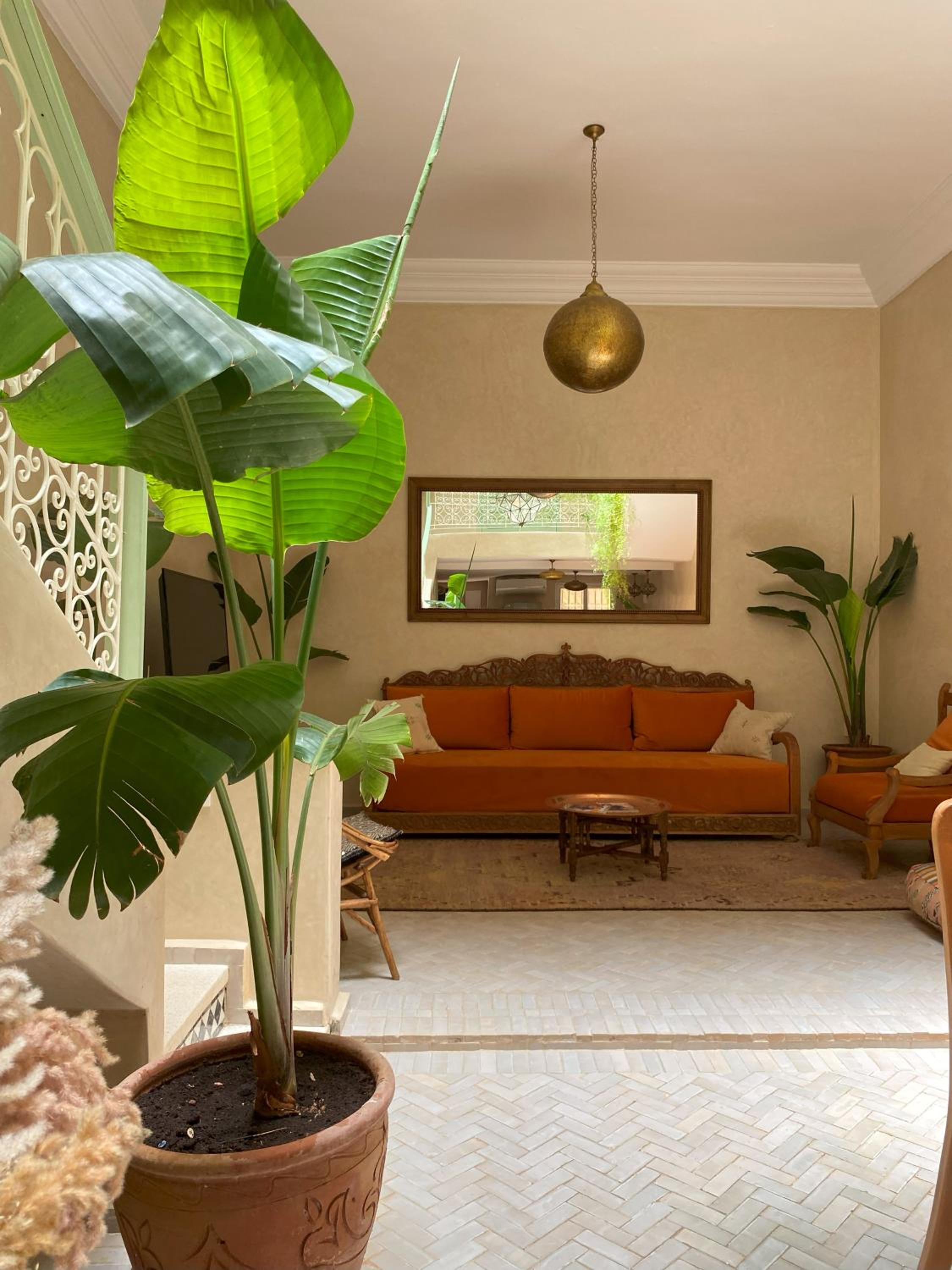 lounge