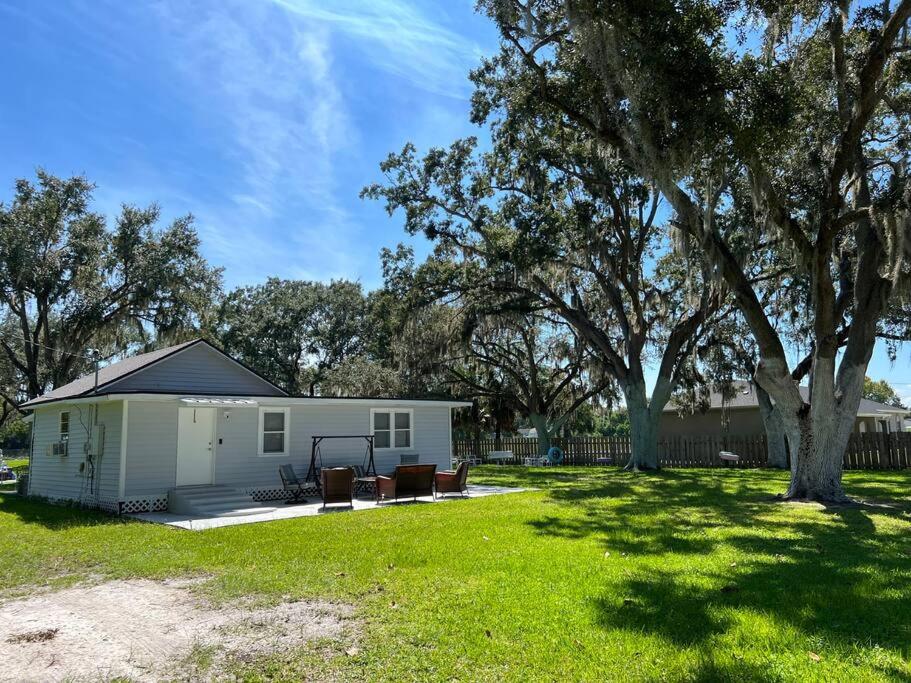 Home in Kissimmee with Huge Backyard view 3
