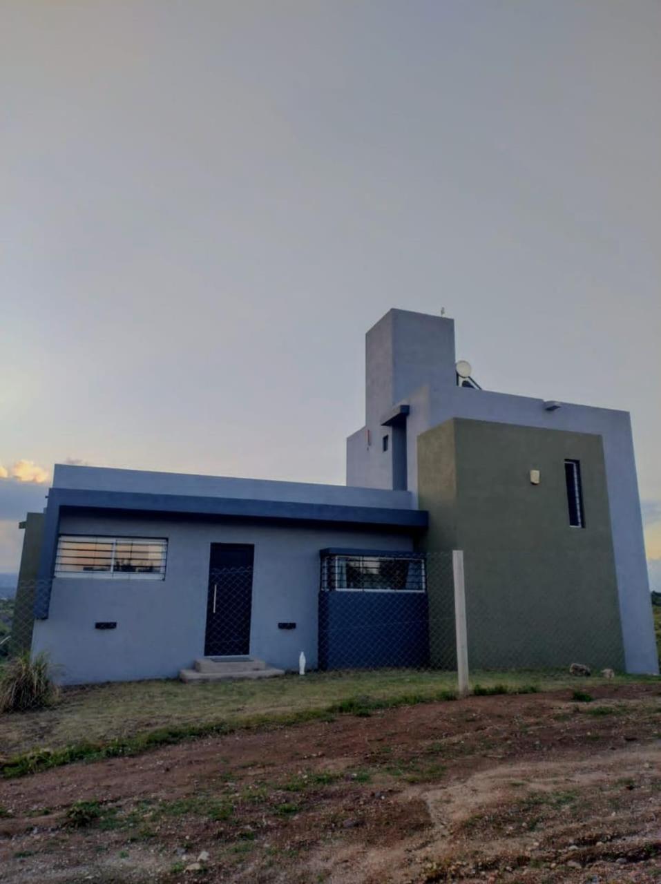 Alquiler temporario en Estancia Vieja: Casa de campo con vistas panorámicas. Completa y cómoda