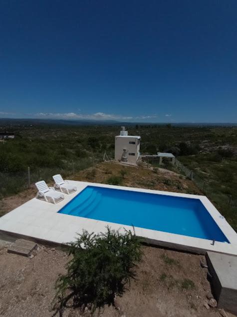 Alquiler temporario en Estancia Vieja: Casa de campo con vistas panorámicas. Completa y cómoda