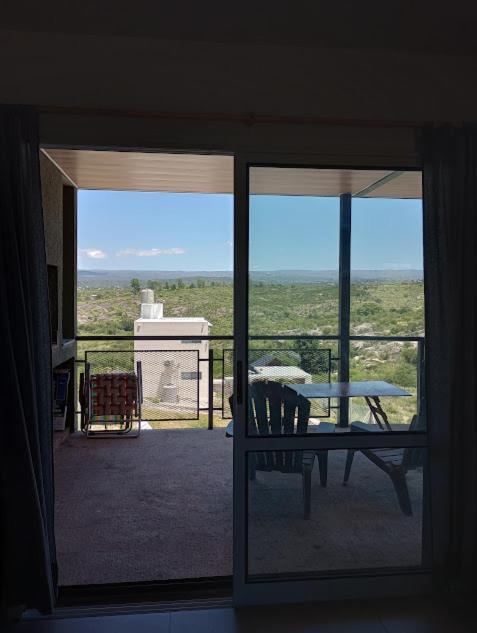 Alquiler temporario en Estancia Vieja: Casa de campo con vistas panorámicas. Completa y cómoda