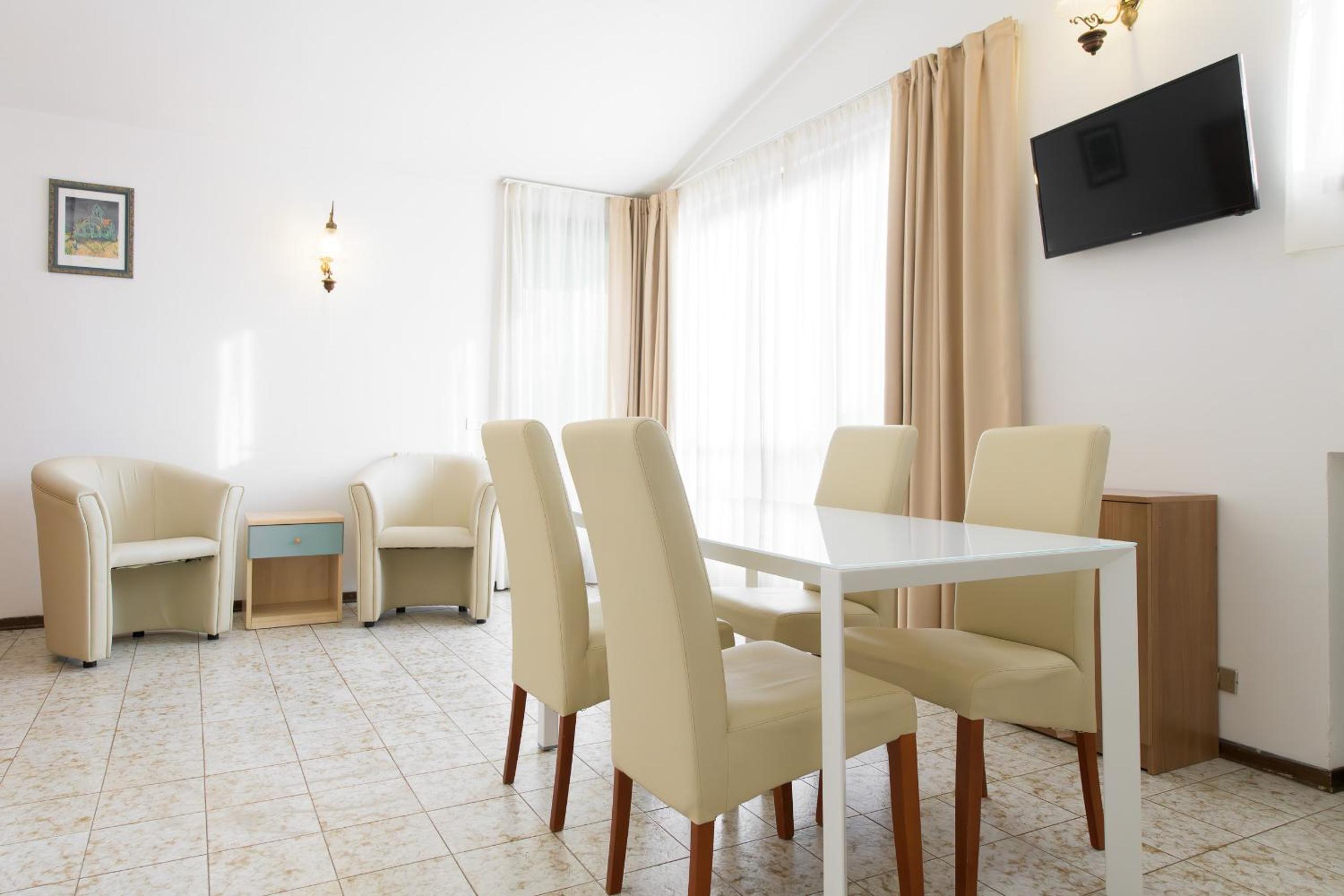 Residence Oasi