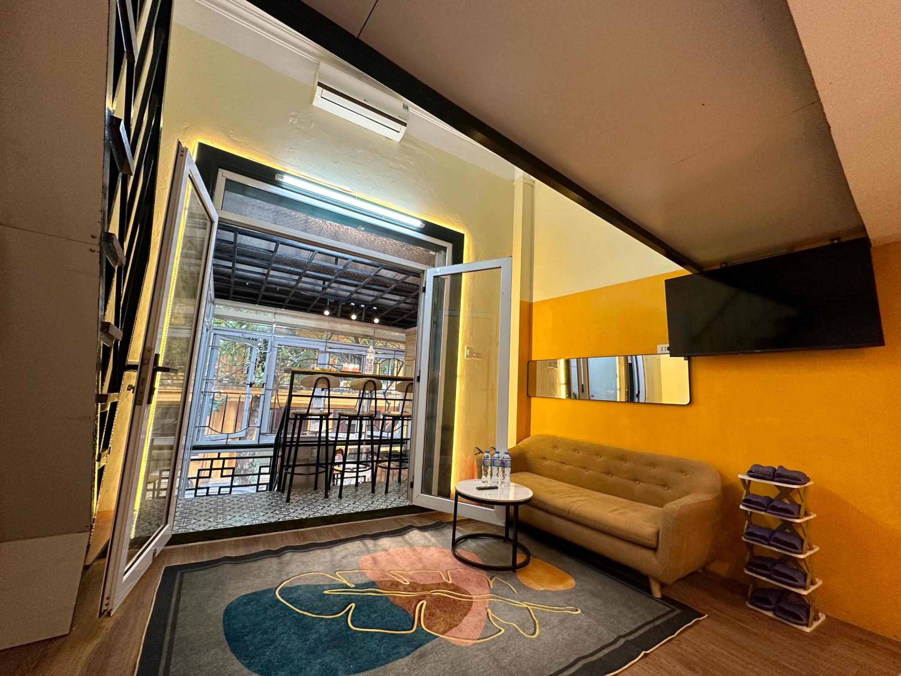 Center of Old Quarter, K Home, 1 minute to Hoan Kiem Lake