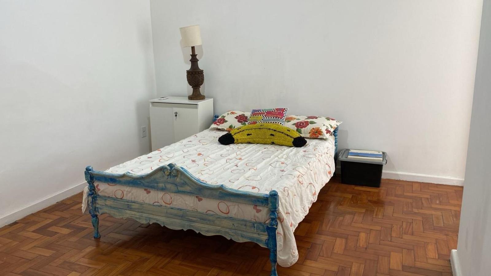 Apartamento 1 quadra da praia C124