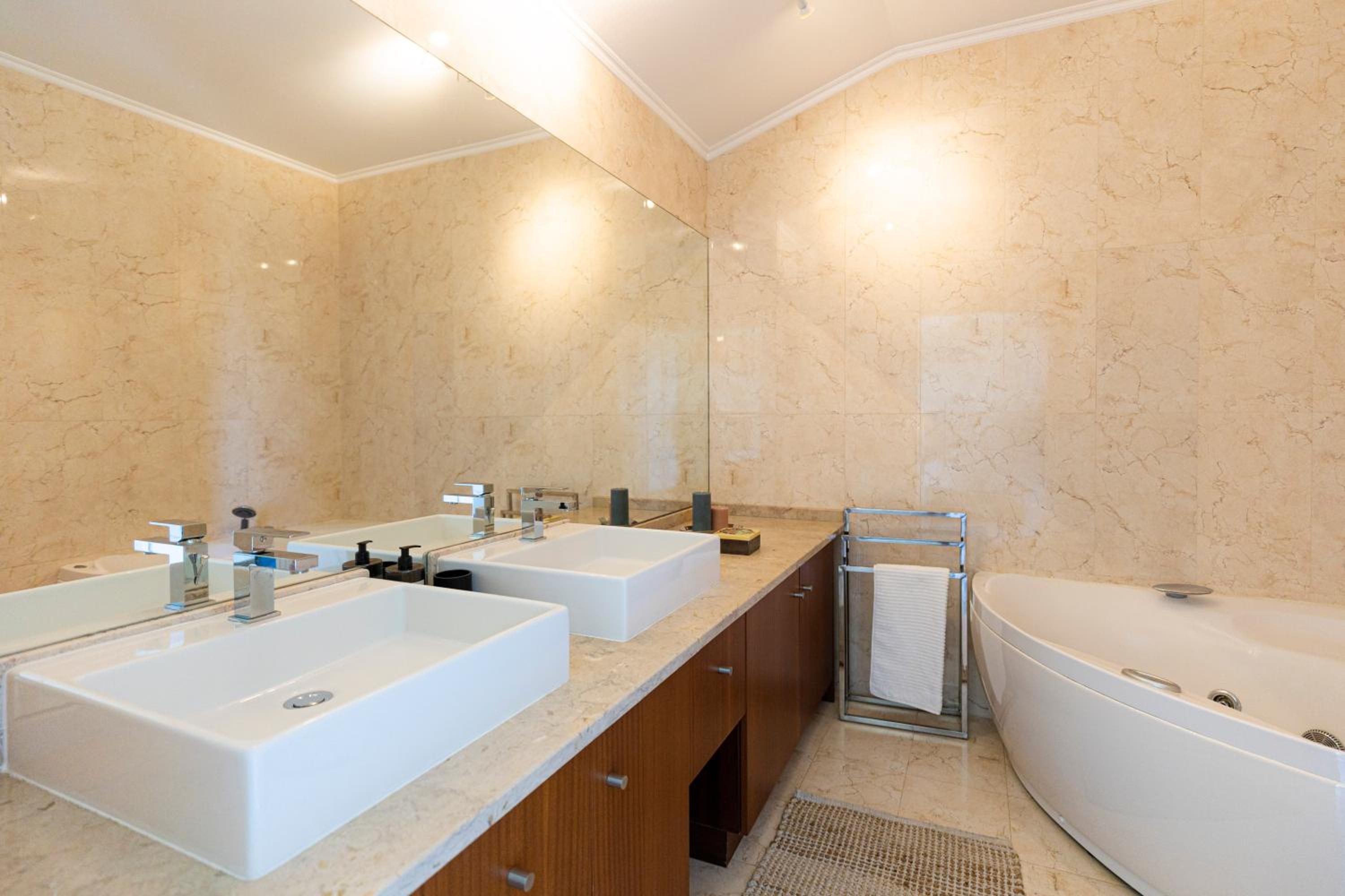 Estrela Duplex with Terrace view 2