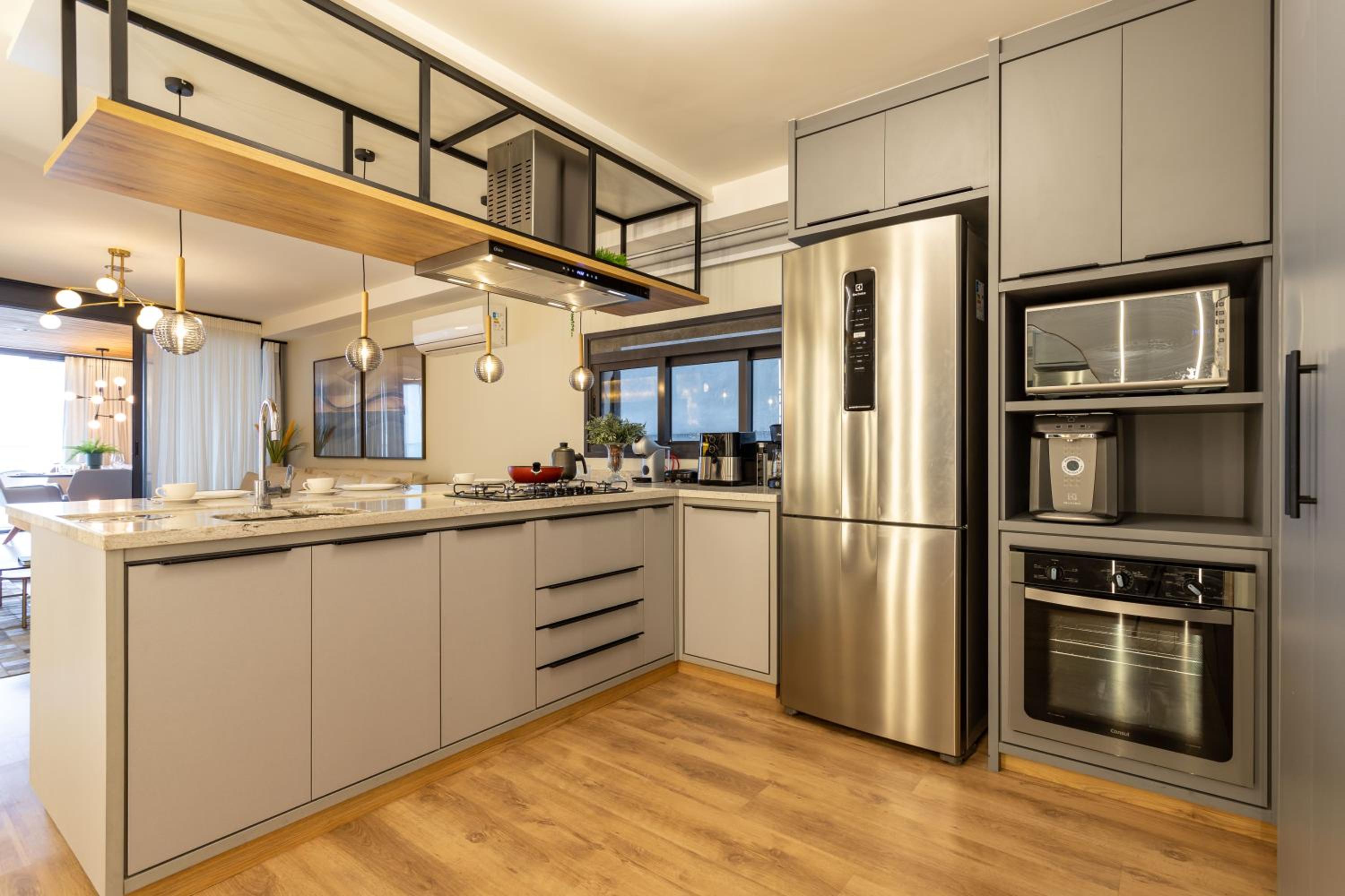 Luxuosos Apartamentos por Temporada na Atlântica à Beira-Mar, Copacabana